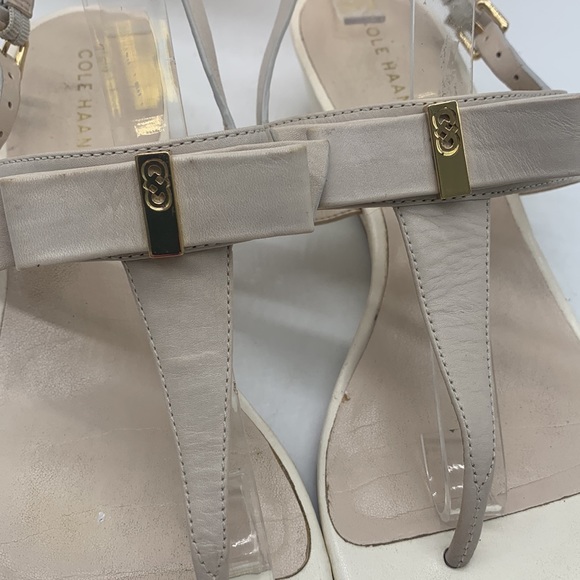 Vintage Cole Haan Leather Off White Thong Sandals - As is. CH3104 - Picture 2 of 8